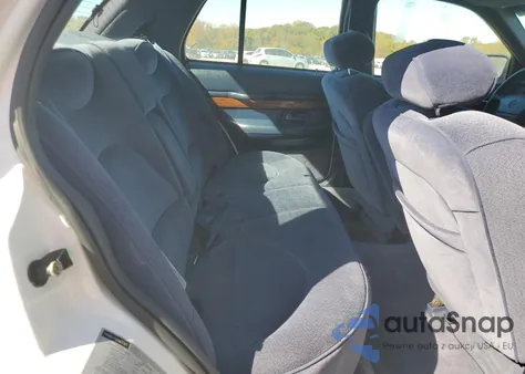 1996 Mercury Grand Marquis Ls z USA, uszkodzony, nr VIN 2MELM75W7TX700674